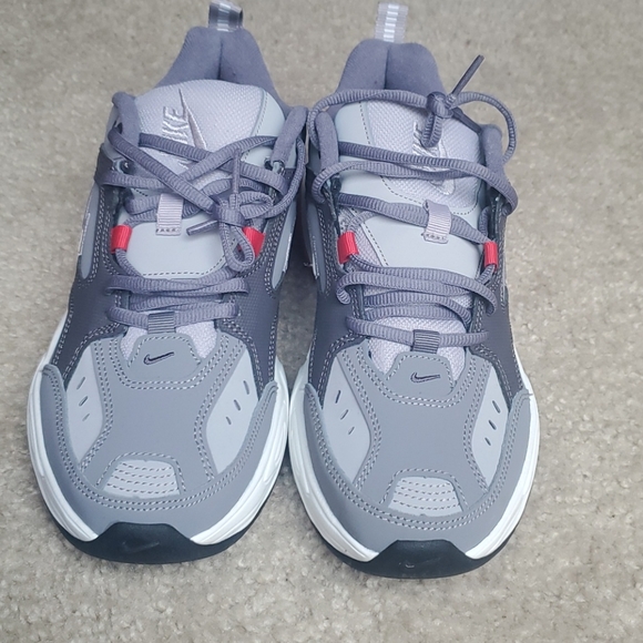 Shoes - Picture 4 of 4